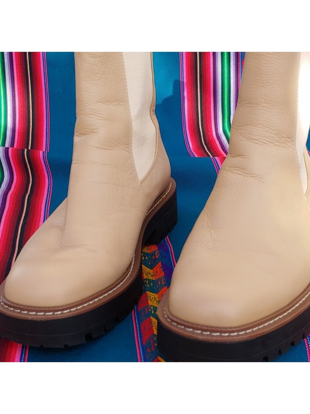 Sam Edelman Women's Cream Chelsea Slip-on Ankle Boots size 9W - Picture 10 of 16